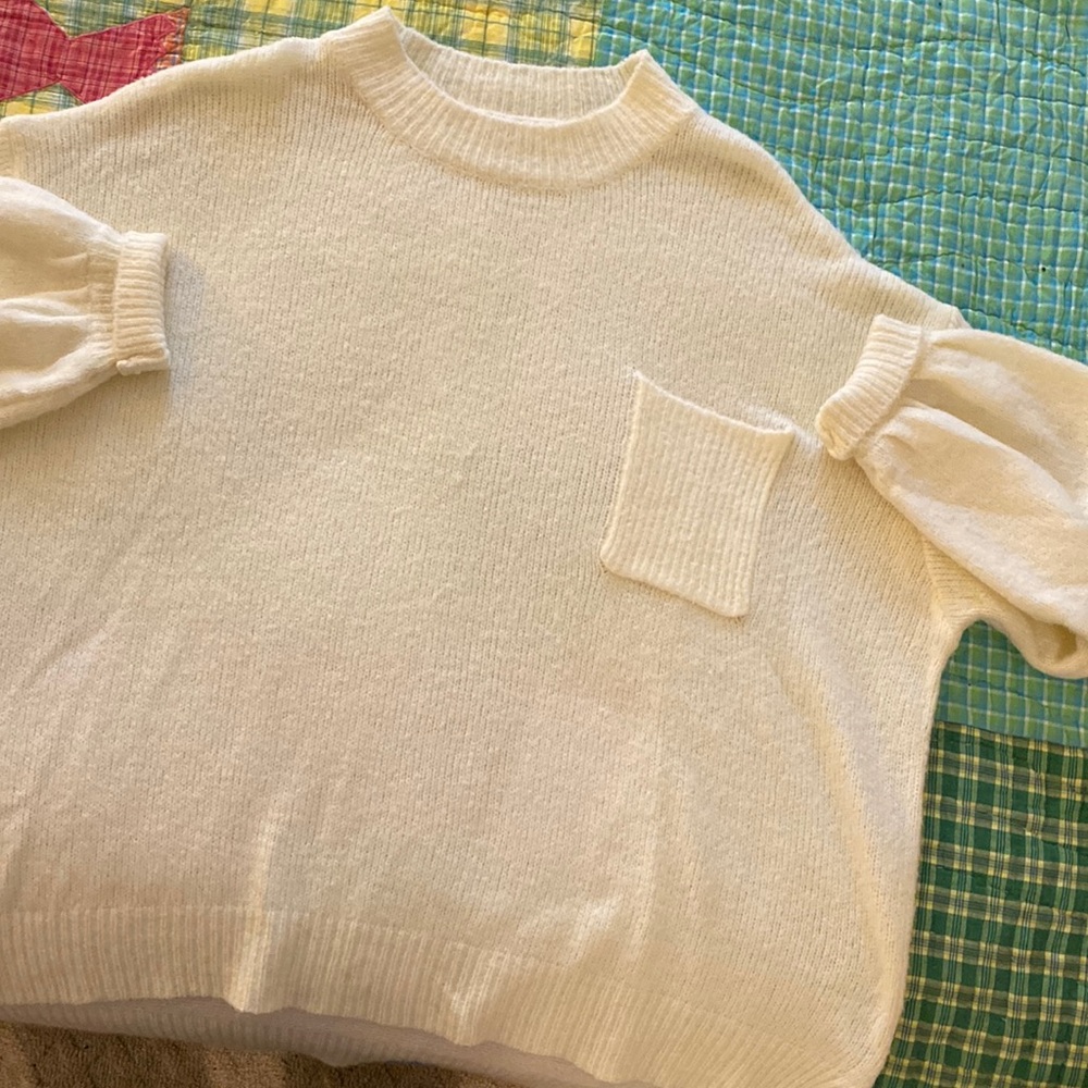 JODIFL cream tunic sweater.  1X.  So cozy and no flaws.  Great with leggings.